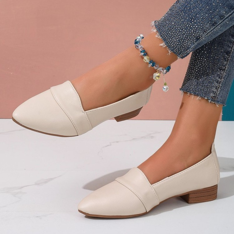 Heels - أحذية نسائية مسطحة سهلة الارتداء بلون