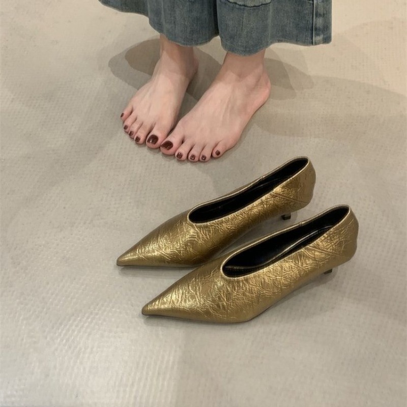 2025 خريف جديد ركاب الرياح كعب - مراجعة Heels وسعره