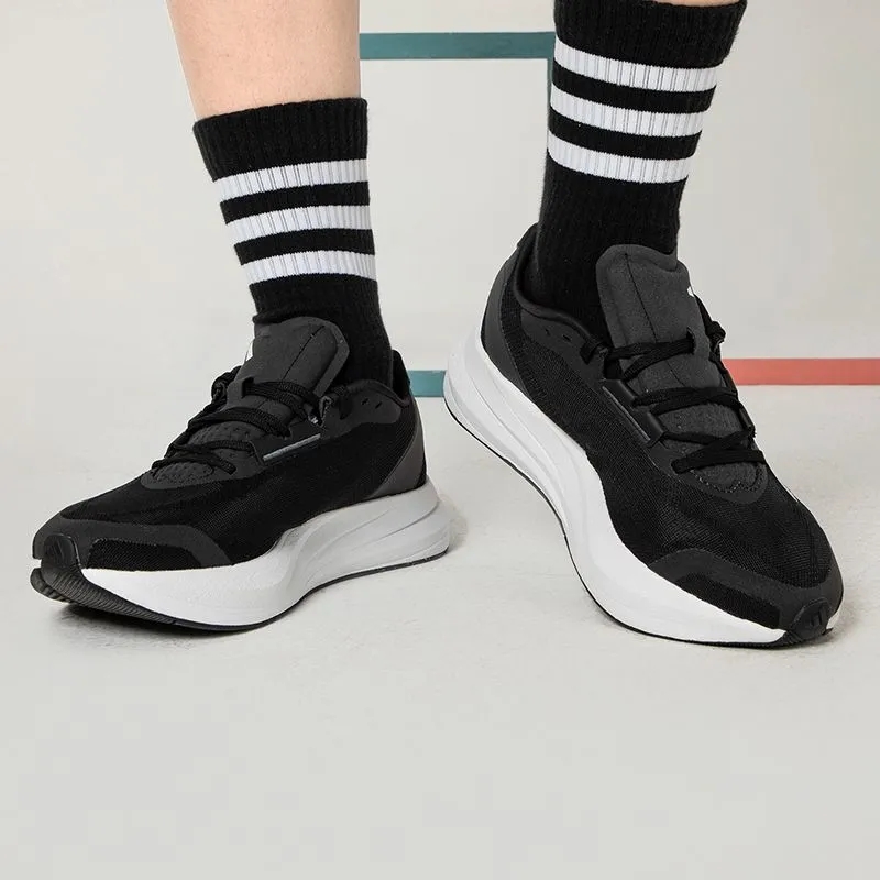 أحذية أديداس للرجال والنساء، أ - مراجعة Lightweight Road Running Shoes وسعره